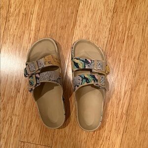 Snakeskin Patterned Sandals with Buckles